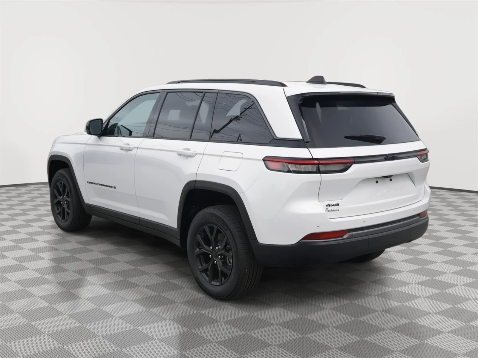 New 2026 Bright White Clearcoat Jeep Laredo Altitude image 8