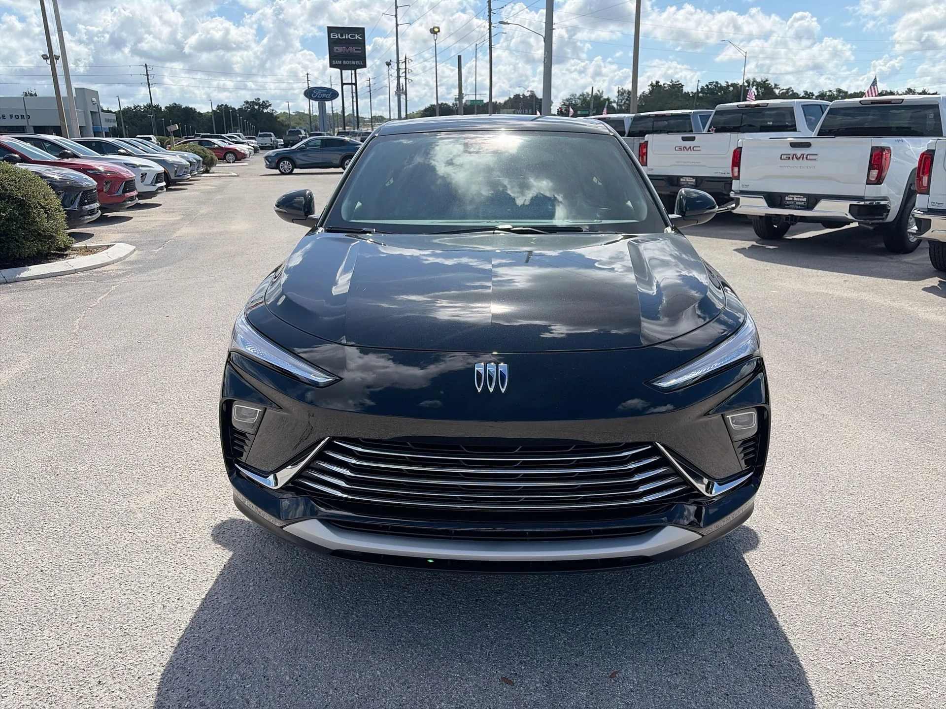 New 2026 Ebony Twilight Metallic Buick Preferred image 31