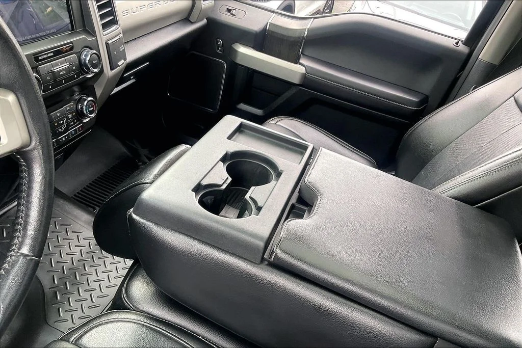 Used 2021 Black Ford Lariat image 16