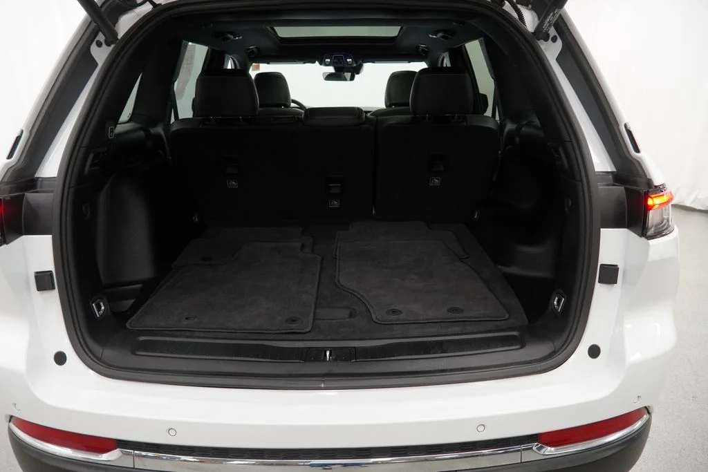 Certified Used 2025 White Jeep Limited image 45