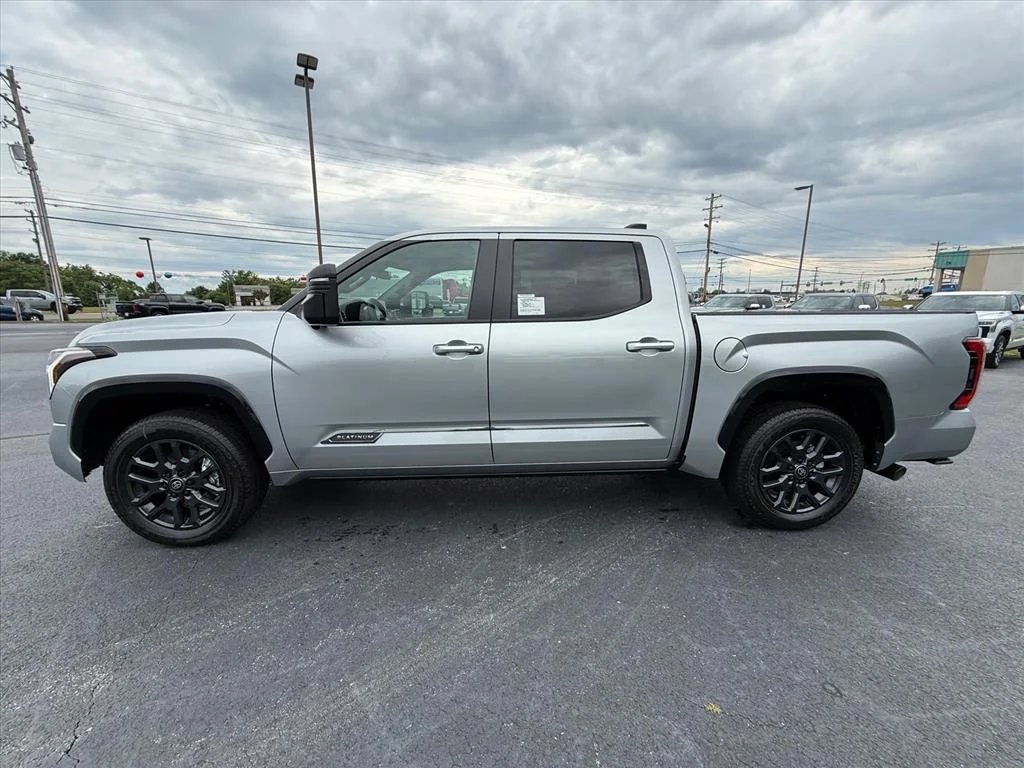 New 2026 Toyota Tundra Platinum PLATINUM CREWMAX 5.5