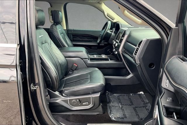 Used 2019 Black Ford Platinum image 5