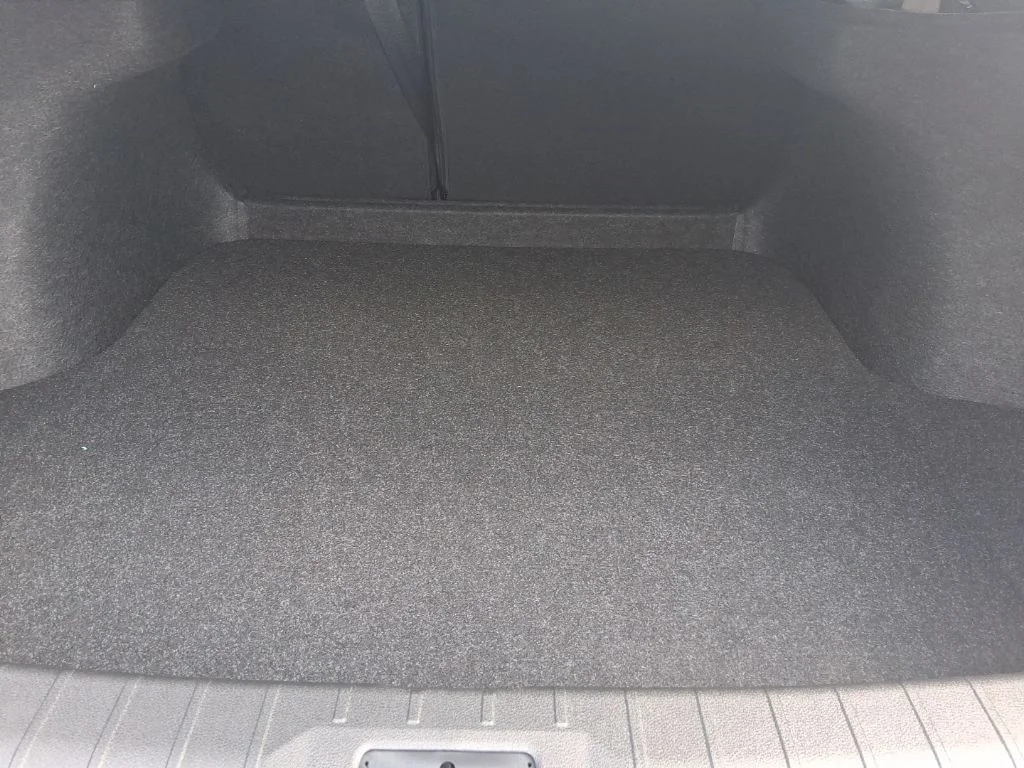 New 2026 Gray Nissan SR image 8
