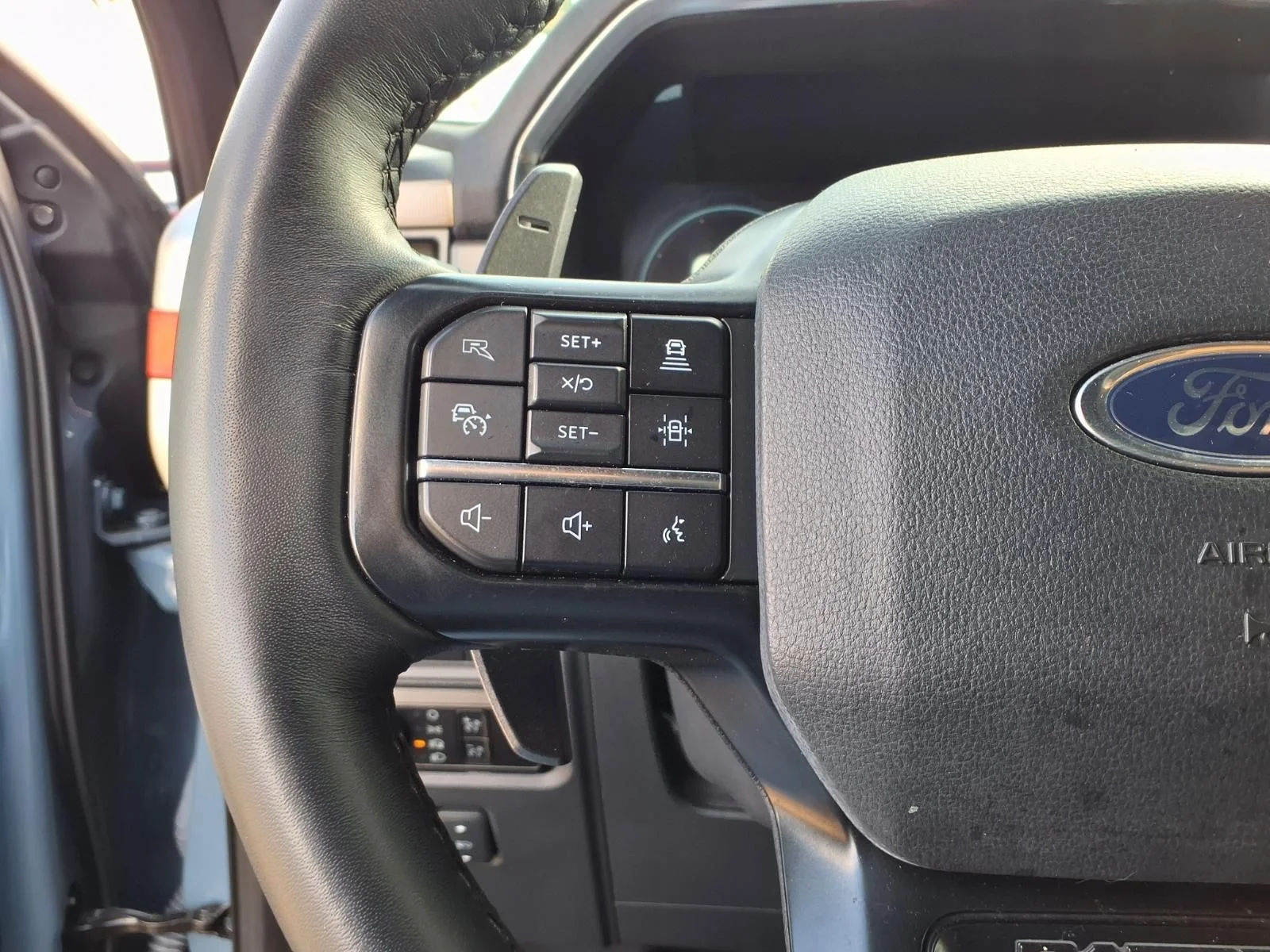 Used 2023 Gray Ford Raptor image 16