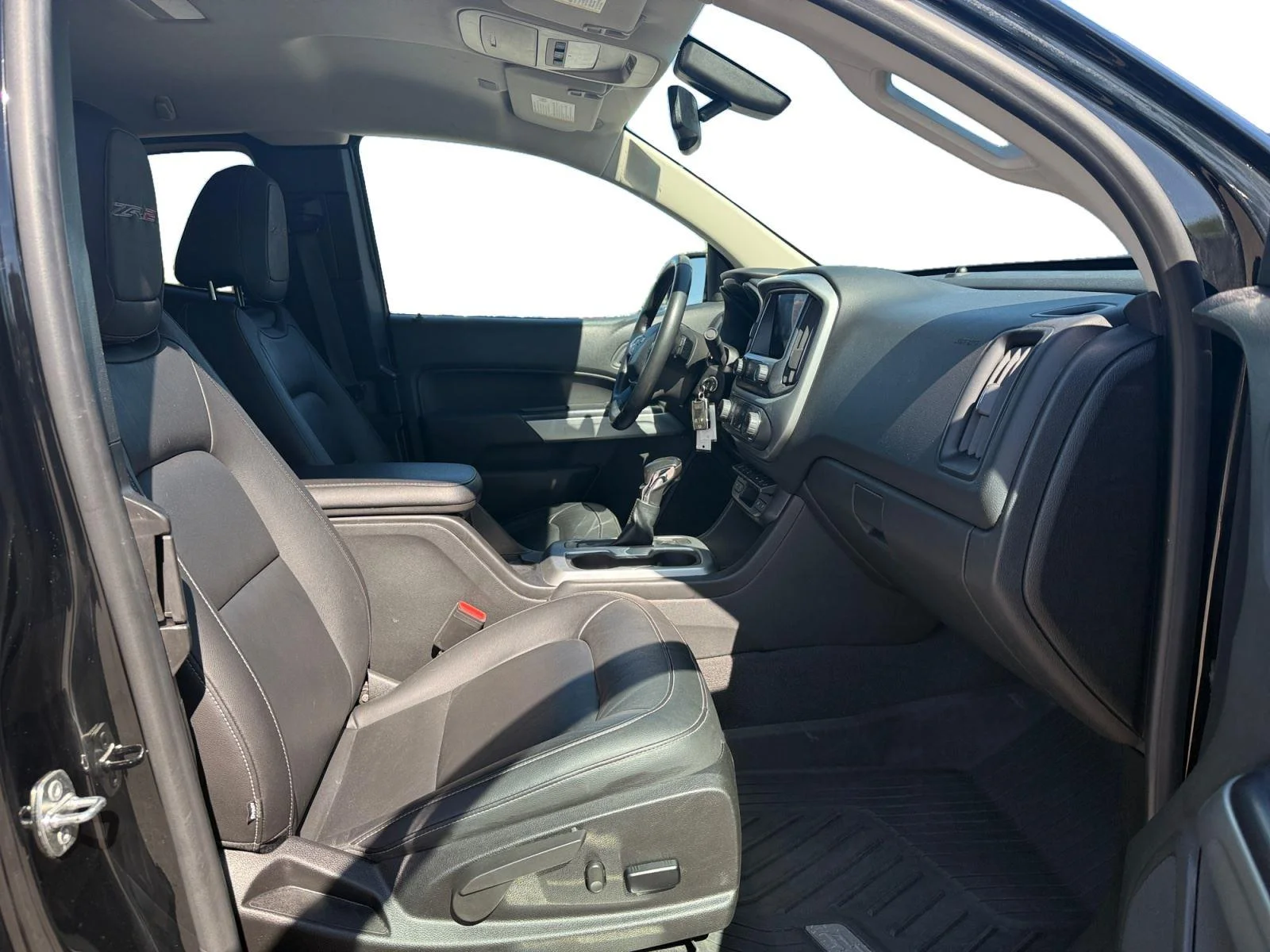 Used 2022 Black Chevrolet 4WD ZR2 image 25