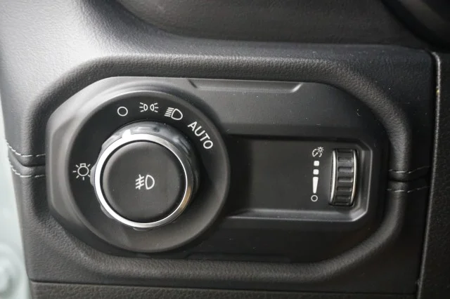 Used 2024 Earl Clear Coat Jeep Sahara image 23