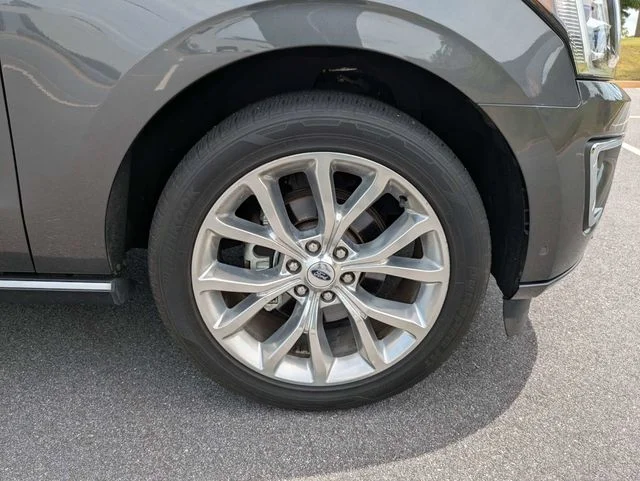 Used 2019 Gray Ford Platinum image 11