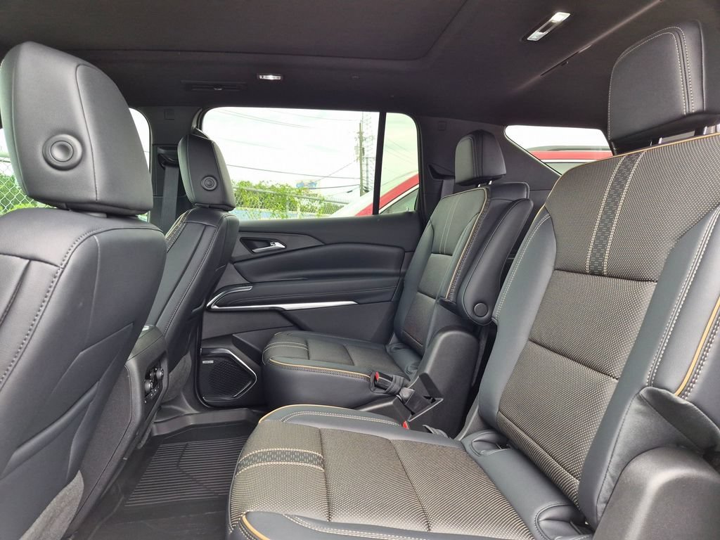 2026 Chevrolet Traverse High Country - Photo 34