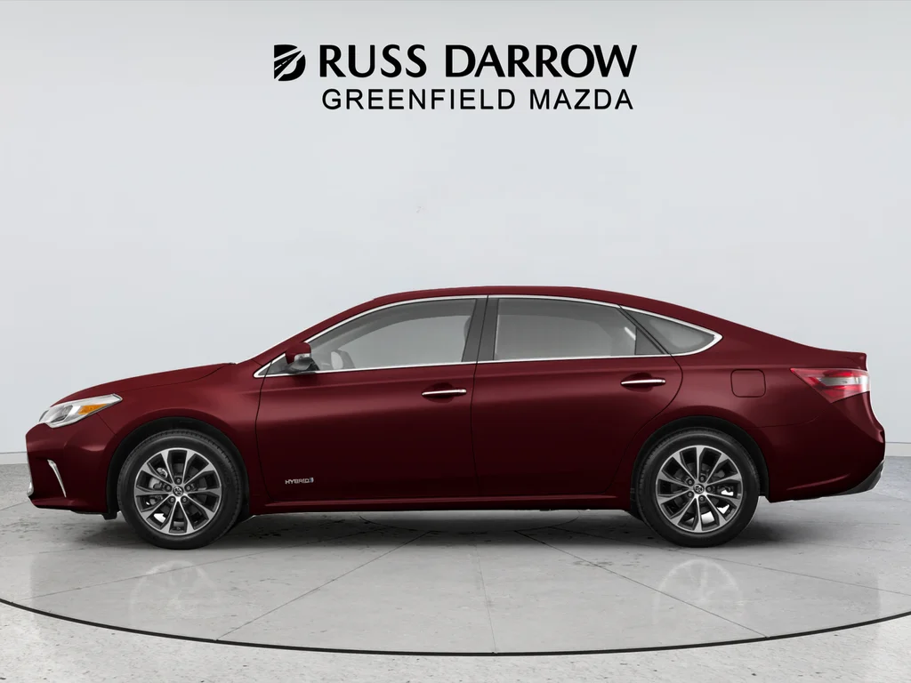 Used 2016  Toyota Limited image 2
