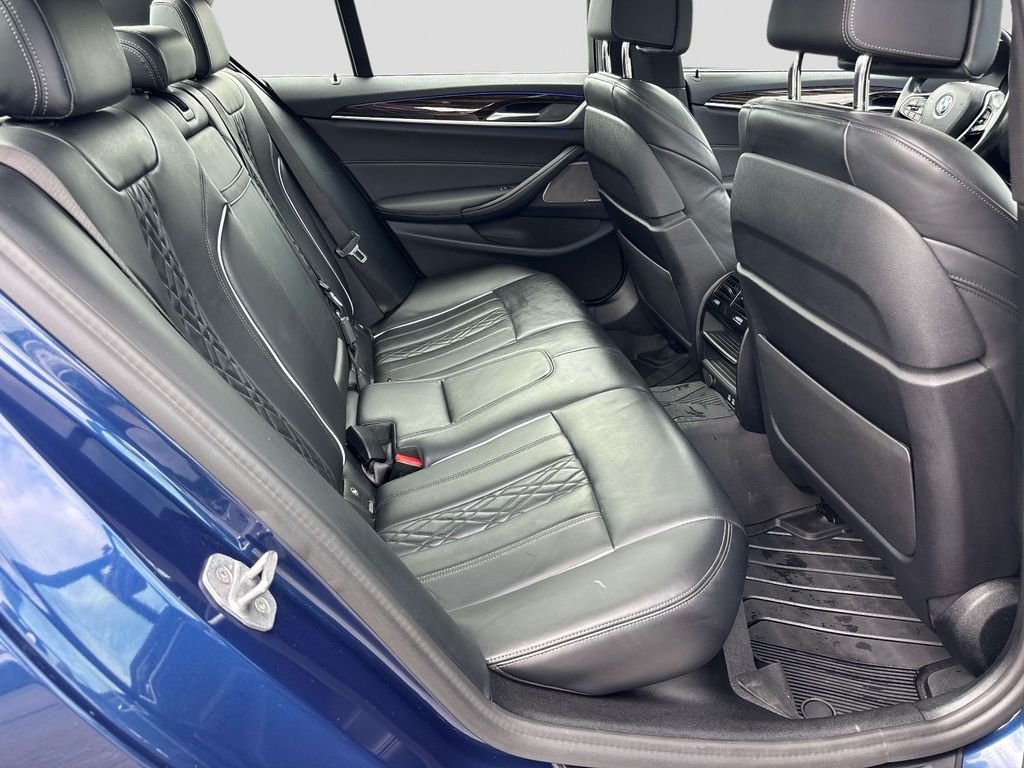 Used 2021 Blue BMW 540i xDrive image 16