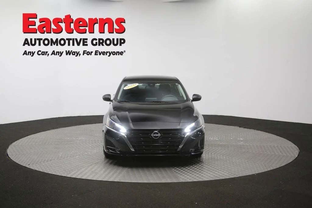 Used 2024 Black Nissan 2.5 SV image 53