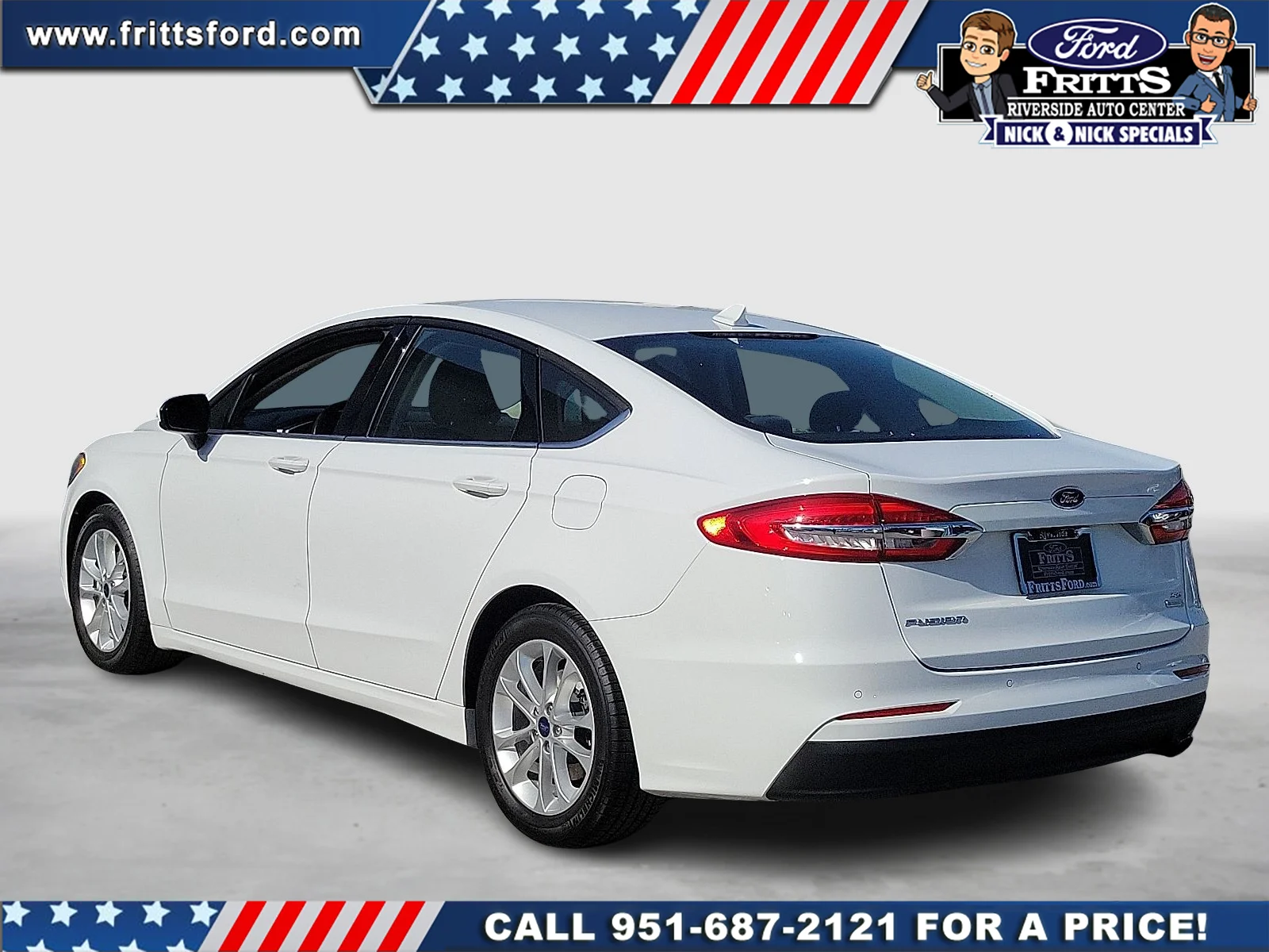 Certified Used 2019 Oxford White Ford SE image 3