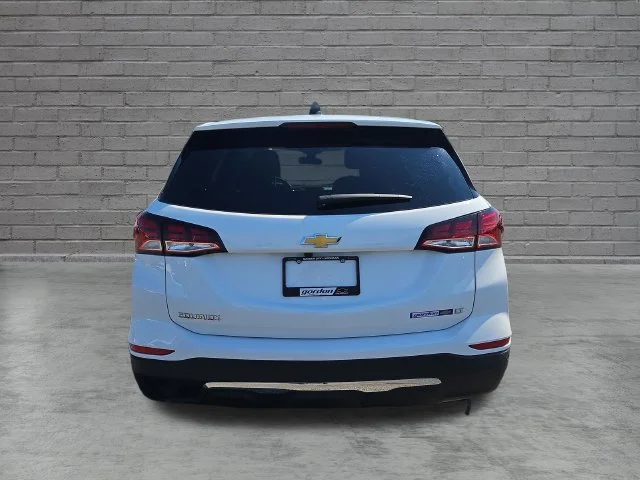 Used 2024 Summit White Chevrolet LT image 4