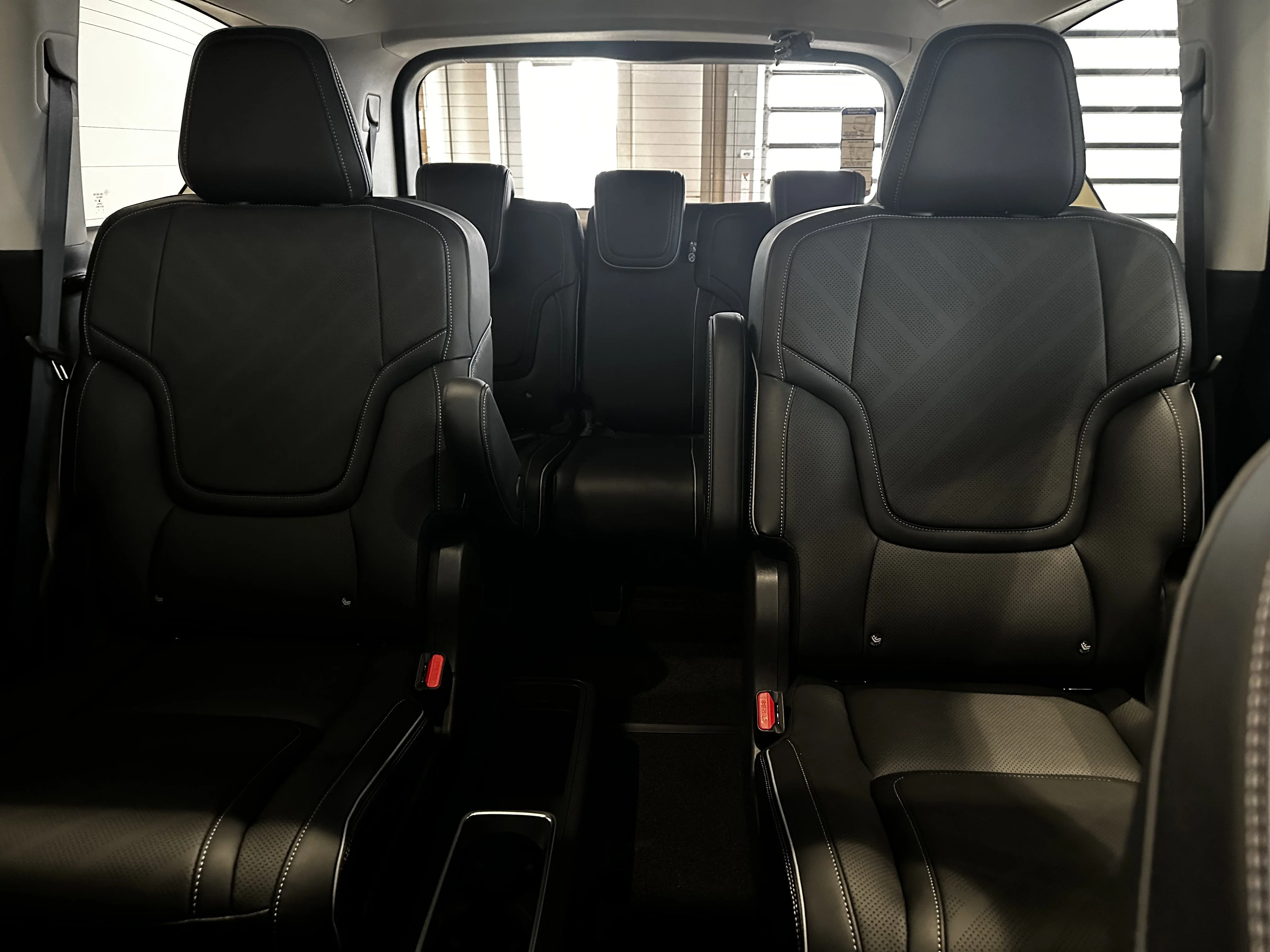 New 2026 BLACK OBSIDIAN INFINITI Luxe 4WD image 14