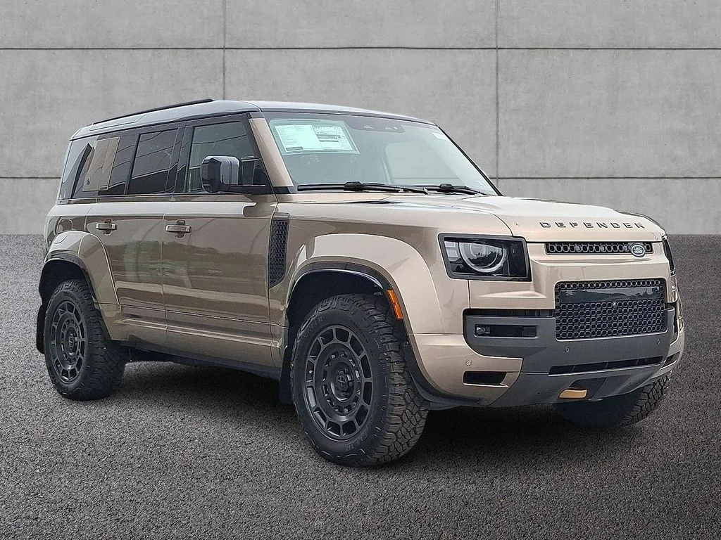 New 2026 Brown Land Rover OCTA image 2