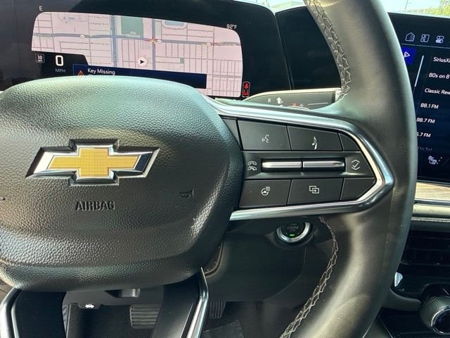 Used 2025 Gray Chevrolet LT image 30