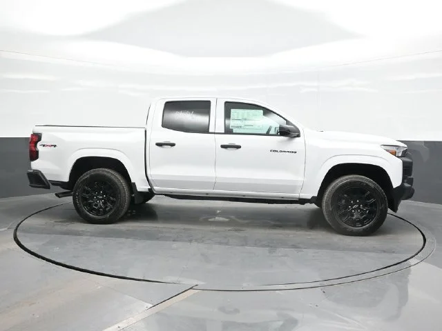 2026 Chevrolet Colorado Work Truck - Photo 8