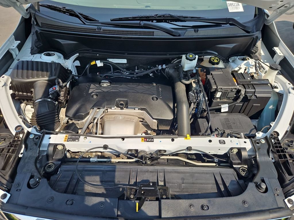 Used 2020 White Frost Tricoat GMC Denali image 31