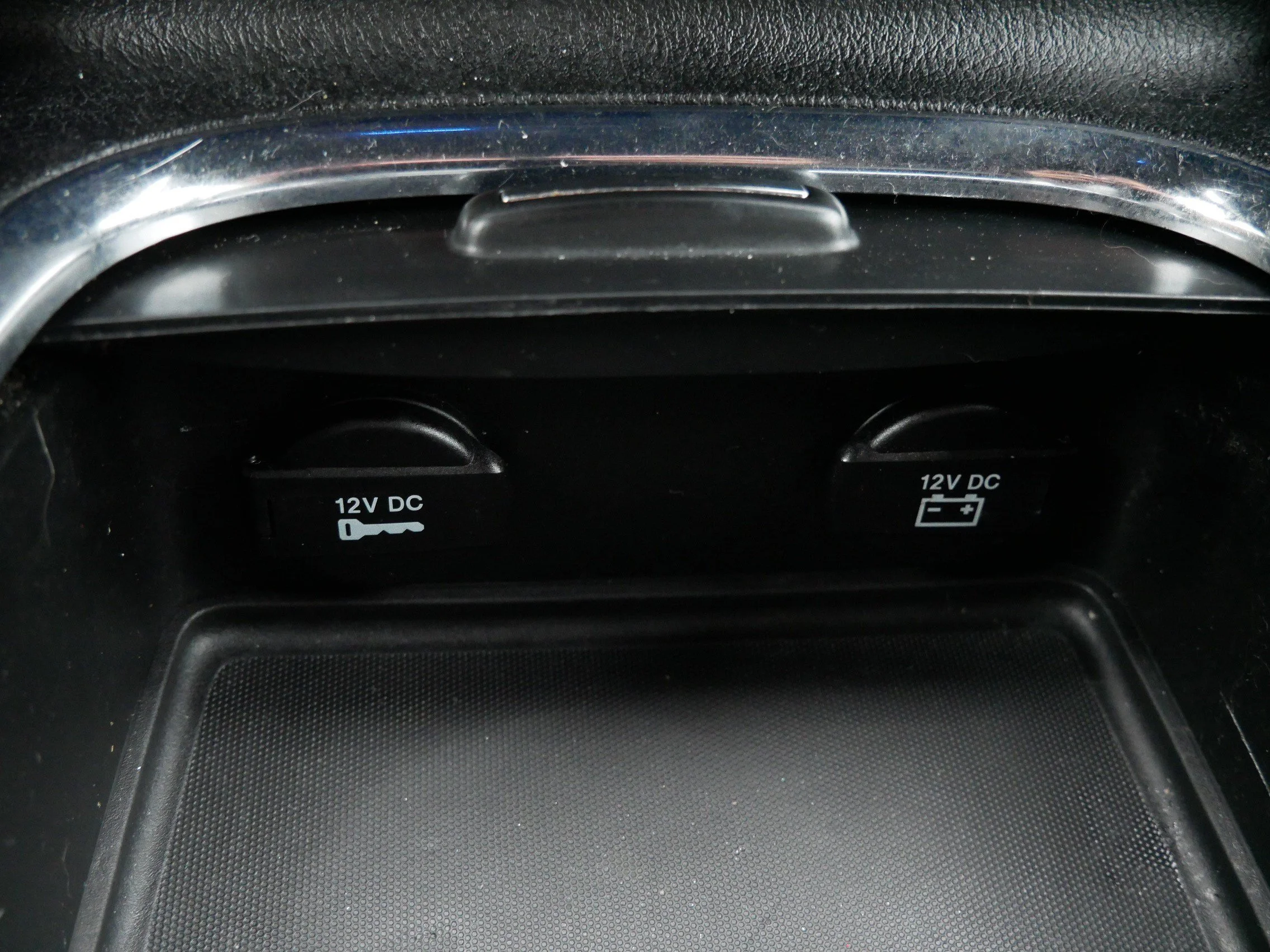 Used 2018 Granite Pearlcoat Dodge GT image 31