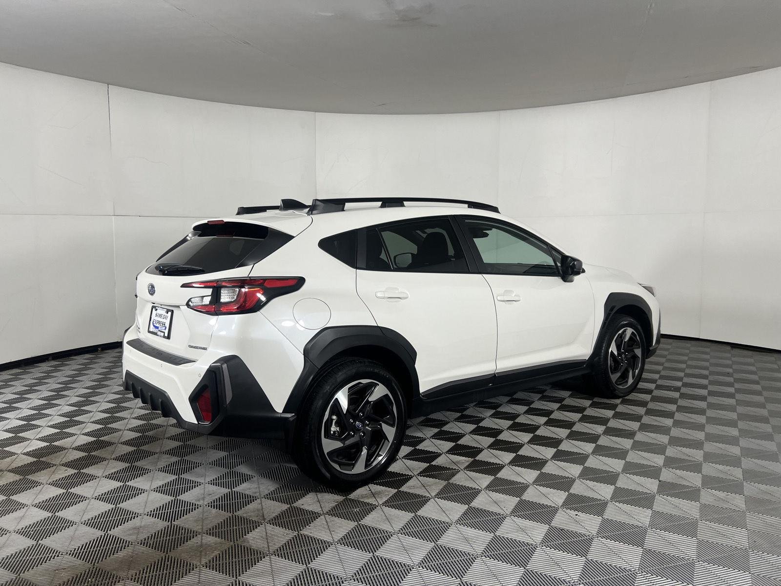 Used 2024 Crystal White Pearl Subaru Limited image 23