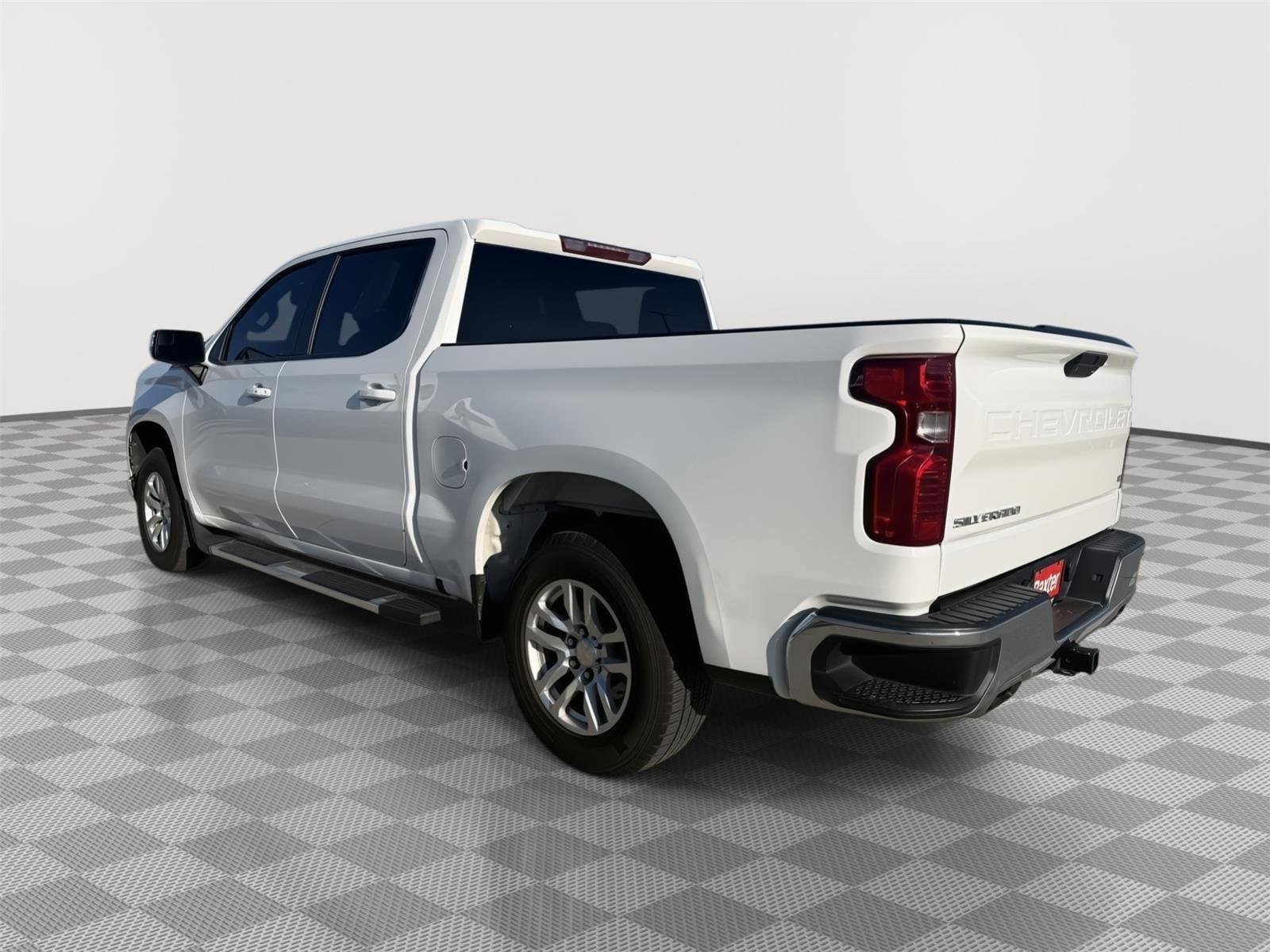 Used 2021 Summit White Chevrolet LT image 7