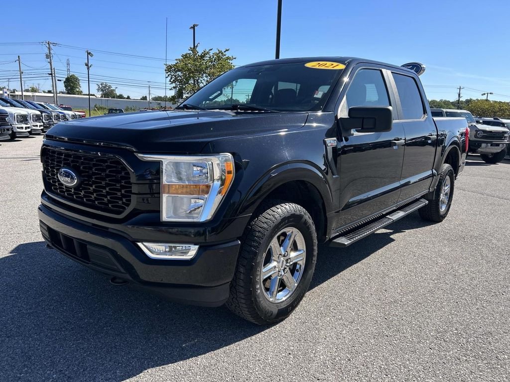 Used 2021 Black Metallic Ford XL image 8