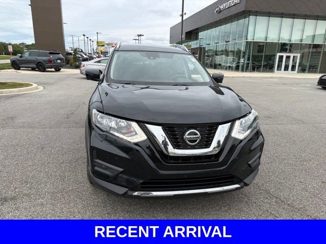 Used 2019 Black Nissan SV image 3