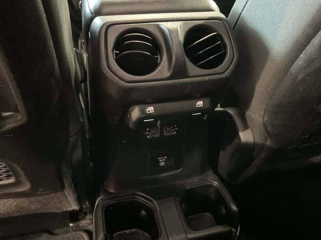 Used 2022 Black Jeep Unlimited Rubicon image 31