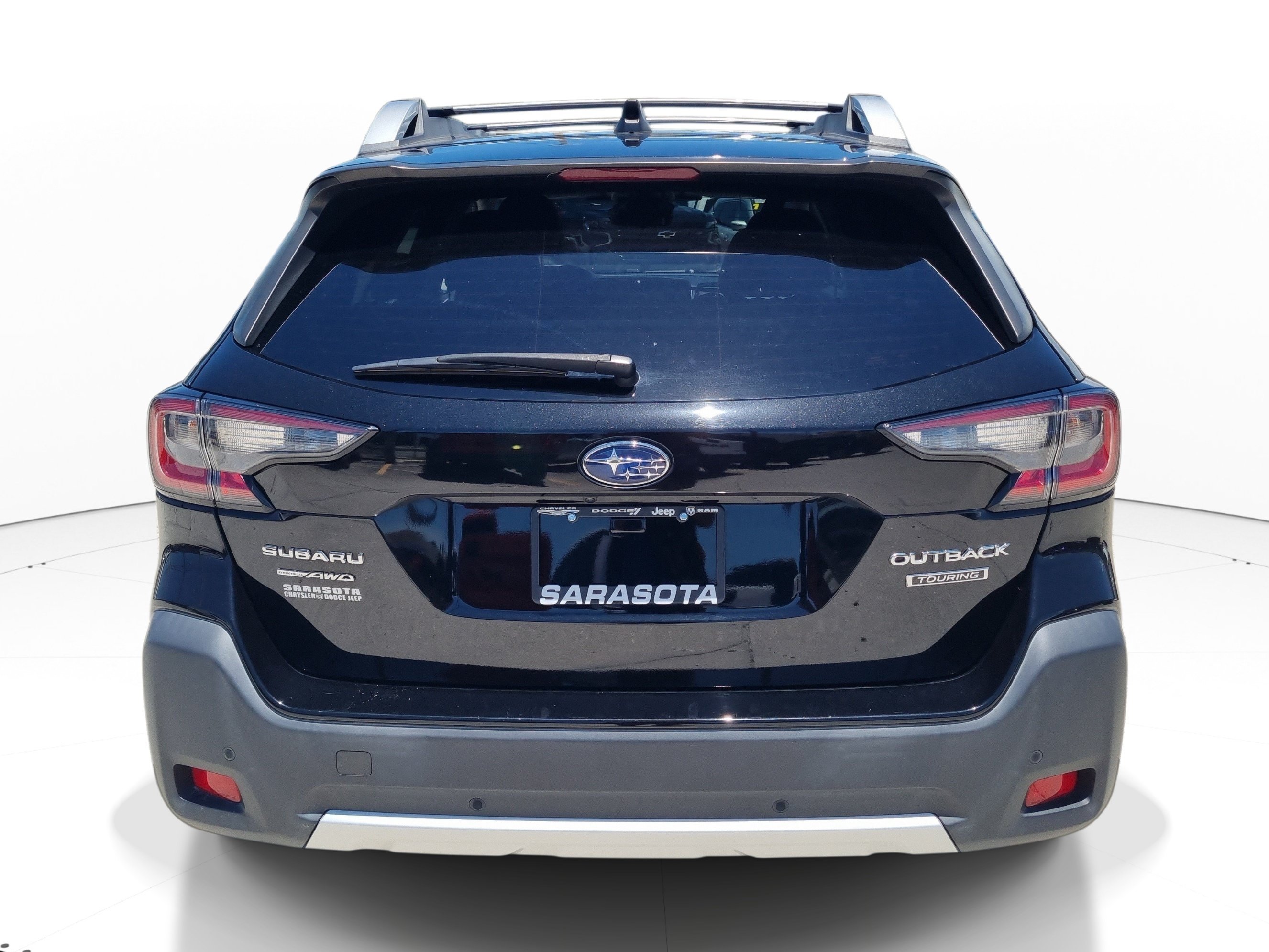 Used 2023 Crystal Black Silica Subaru Touring image 5