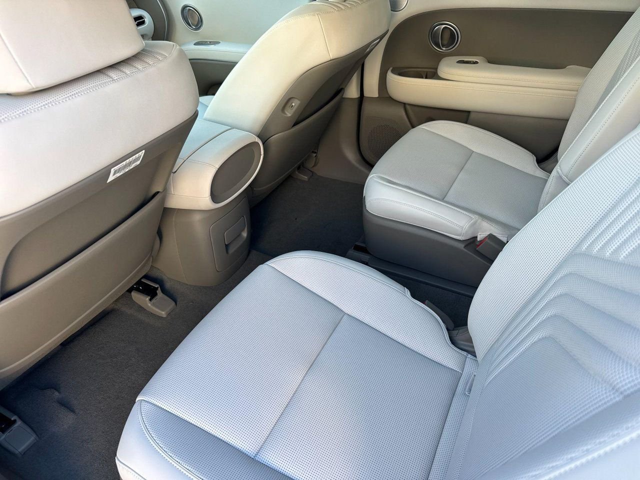 New 2026 Silver Hyundai Blue SEL Premium 7P image 11