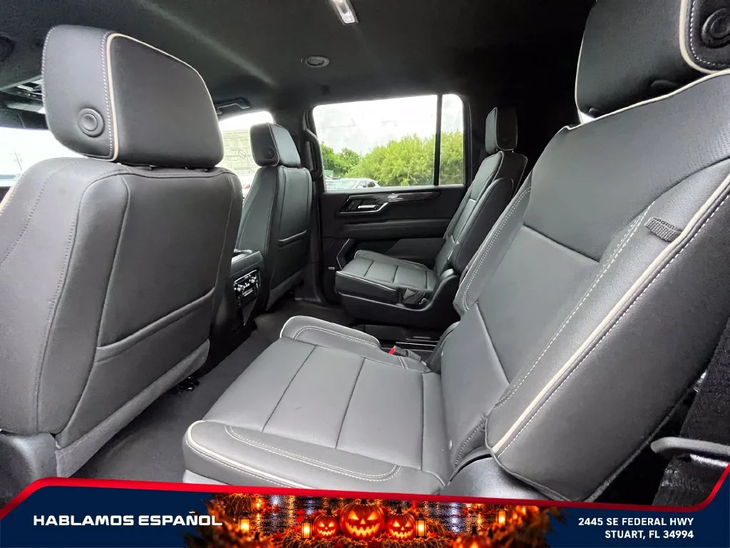 New 2026 Onyx Black GMC Elevation image 13