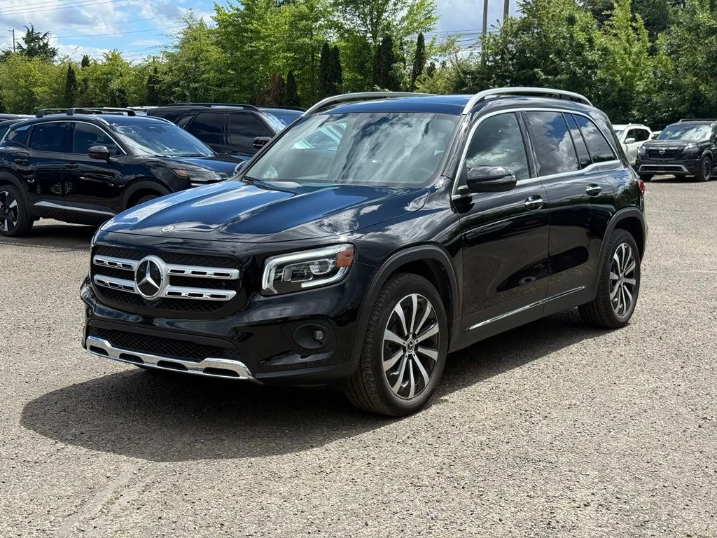 Used 2023 Black Mercedes-Benz GLB 250 image 2