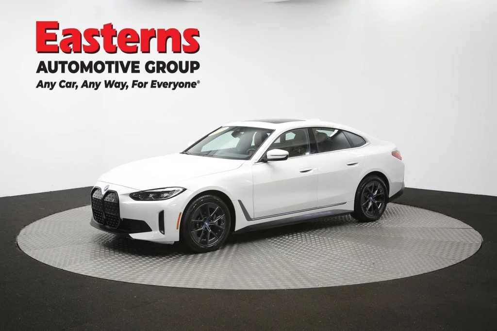 Used 2023 White BMW eDrive35 image 57