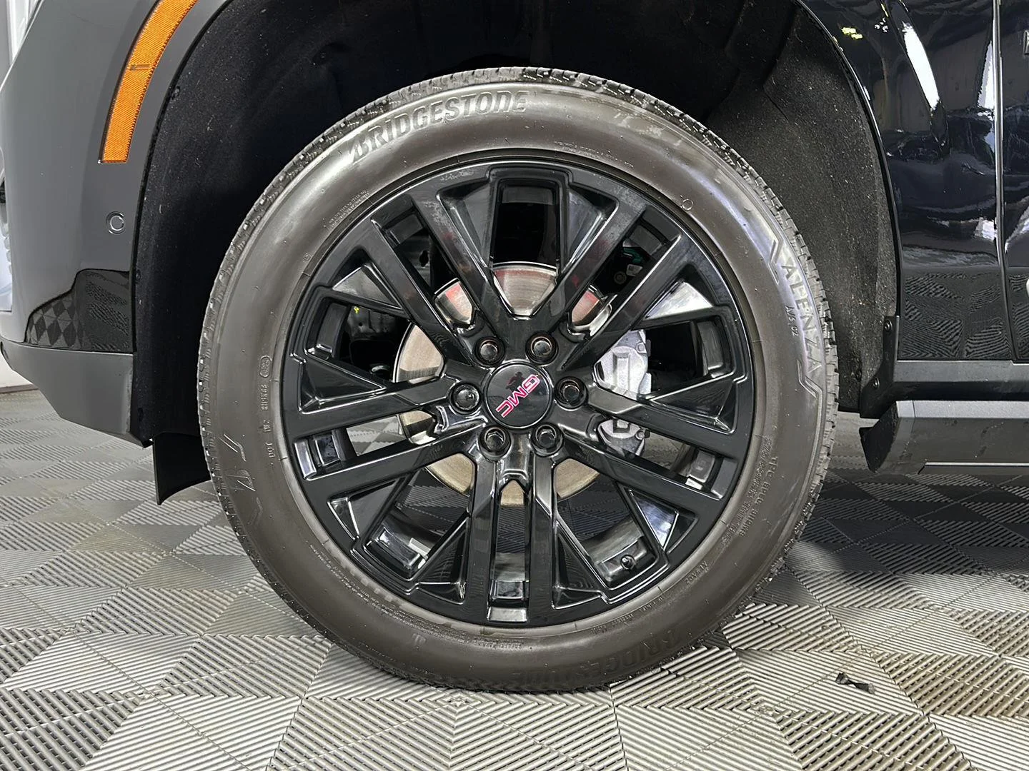 Used 2026 Onyx Black GMC Denali image 9