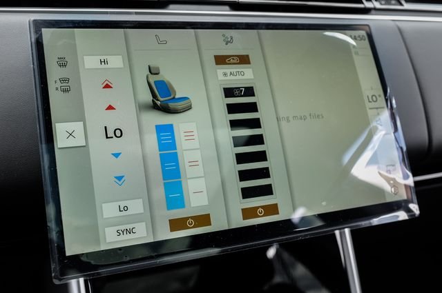 New 2026 Charente Grey Land Rover SE image 40