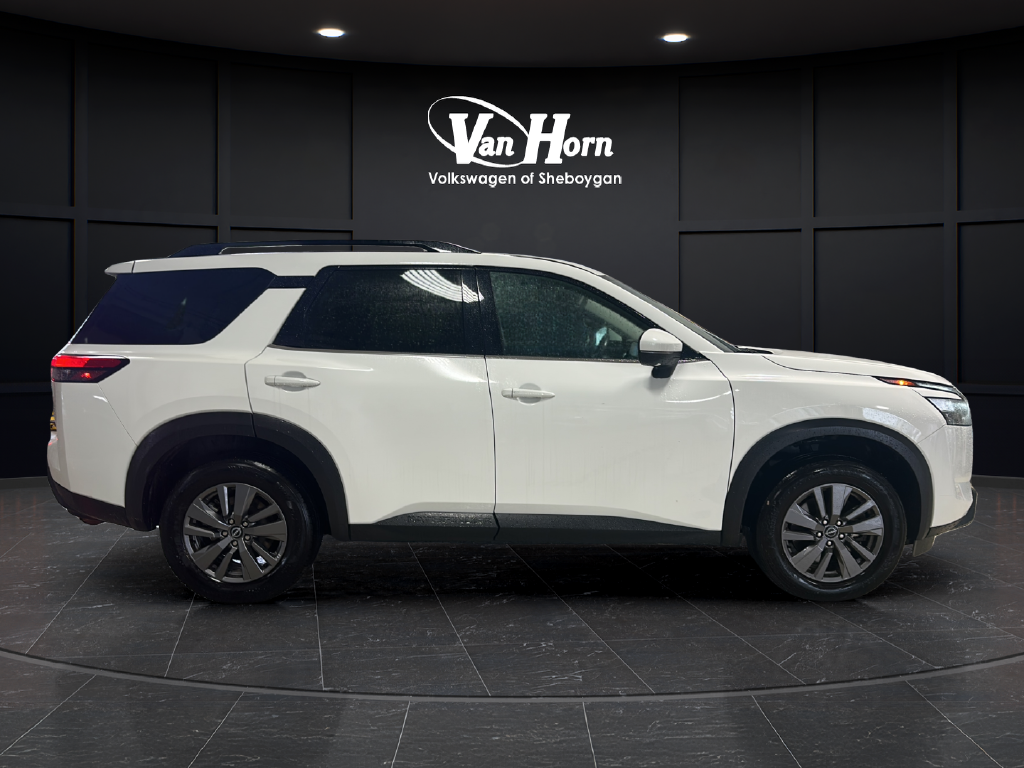 Used 2025 Glacier White Nissan SV image 8