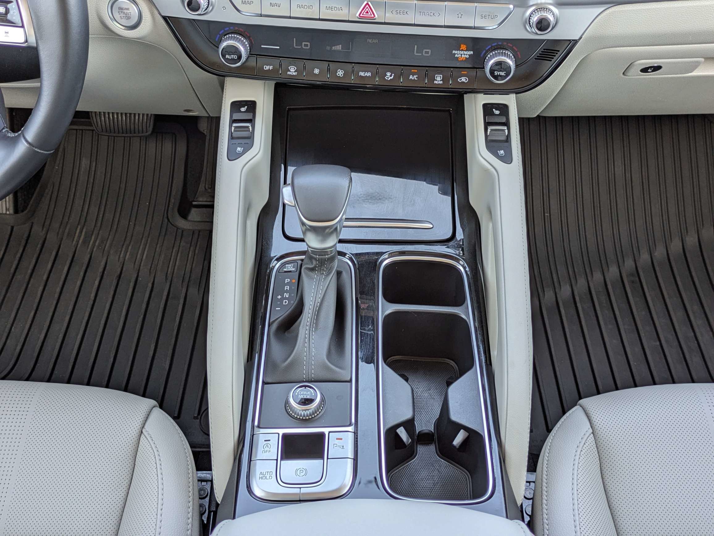 Certified Used 2024 Glacial White Pearl Kia EX image 19
