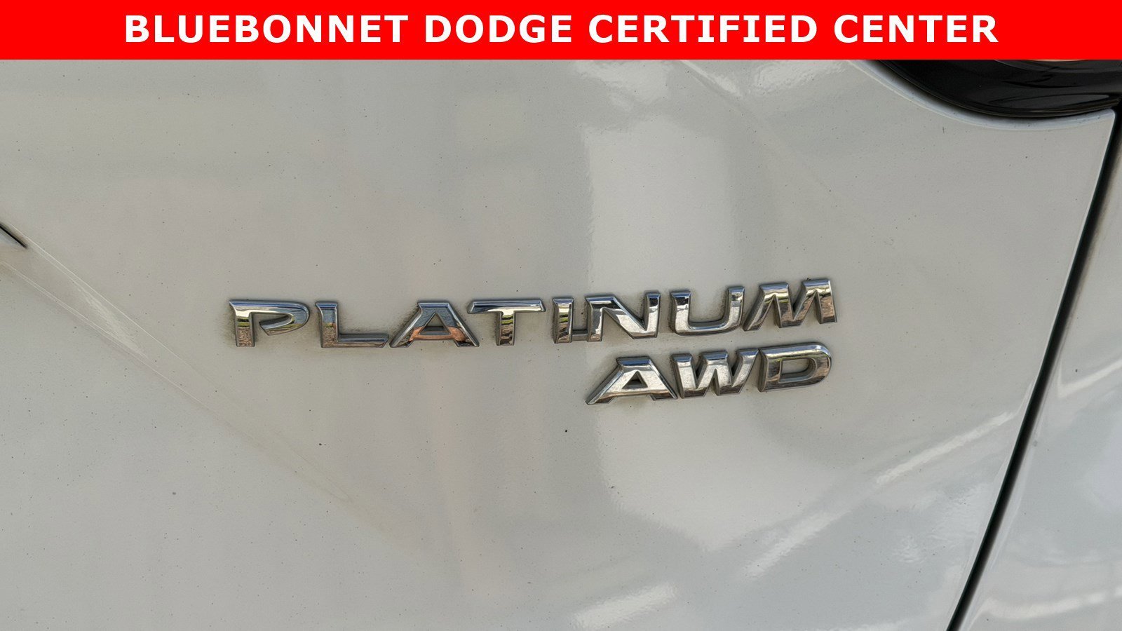 Certified Used 2017 Pearl White Nissan Platinum image 18