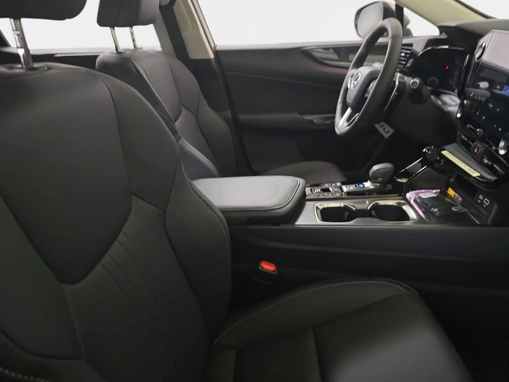 New 2026 Atomic Silver Lexus PREMIUM image 9