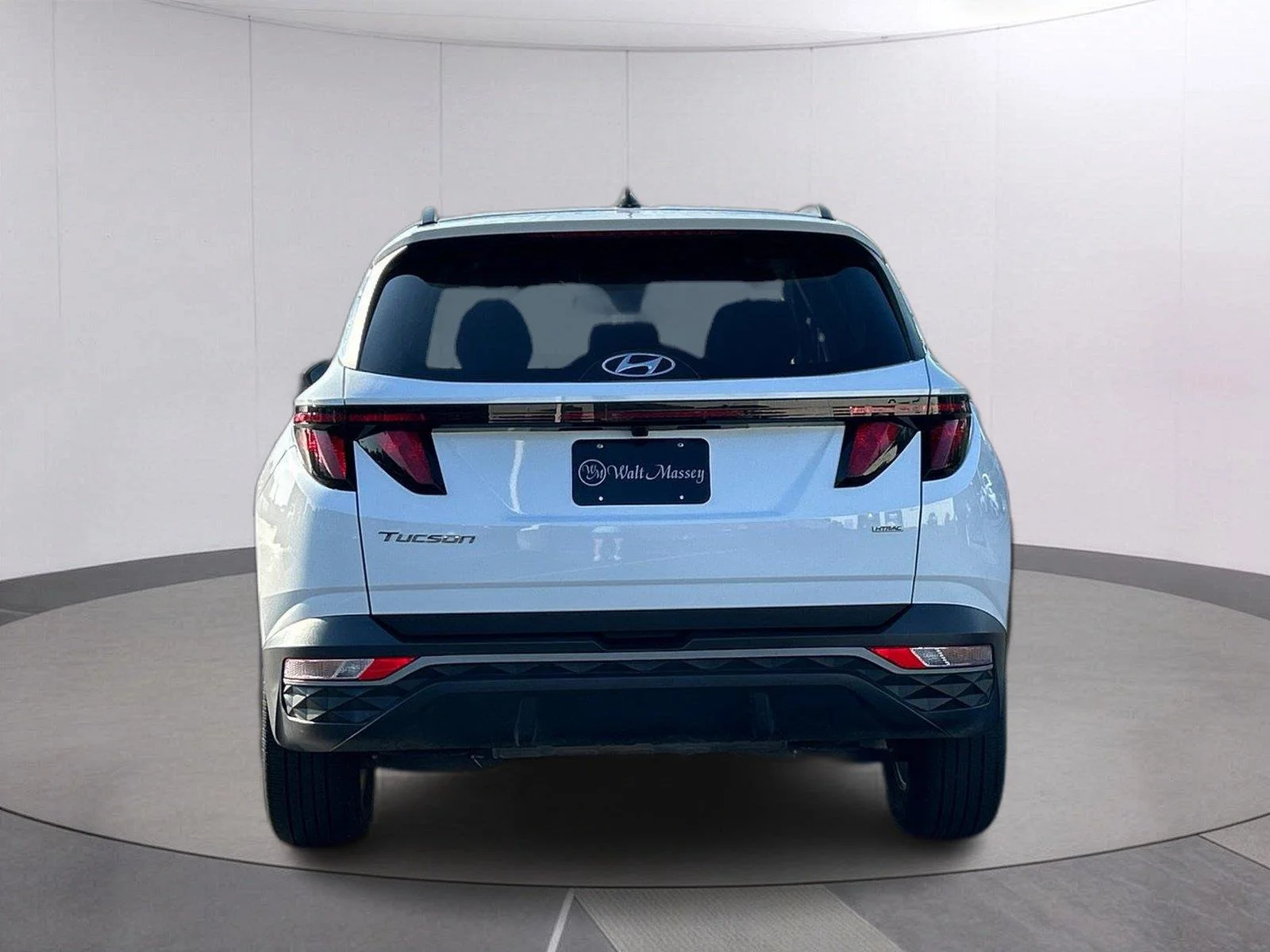 Used 2024 White Pearl Hyundai SEL image 4