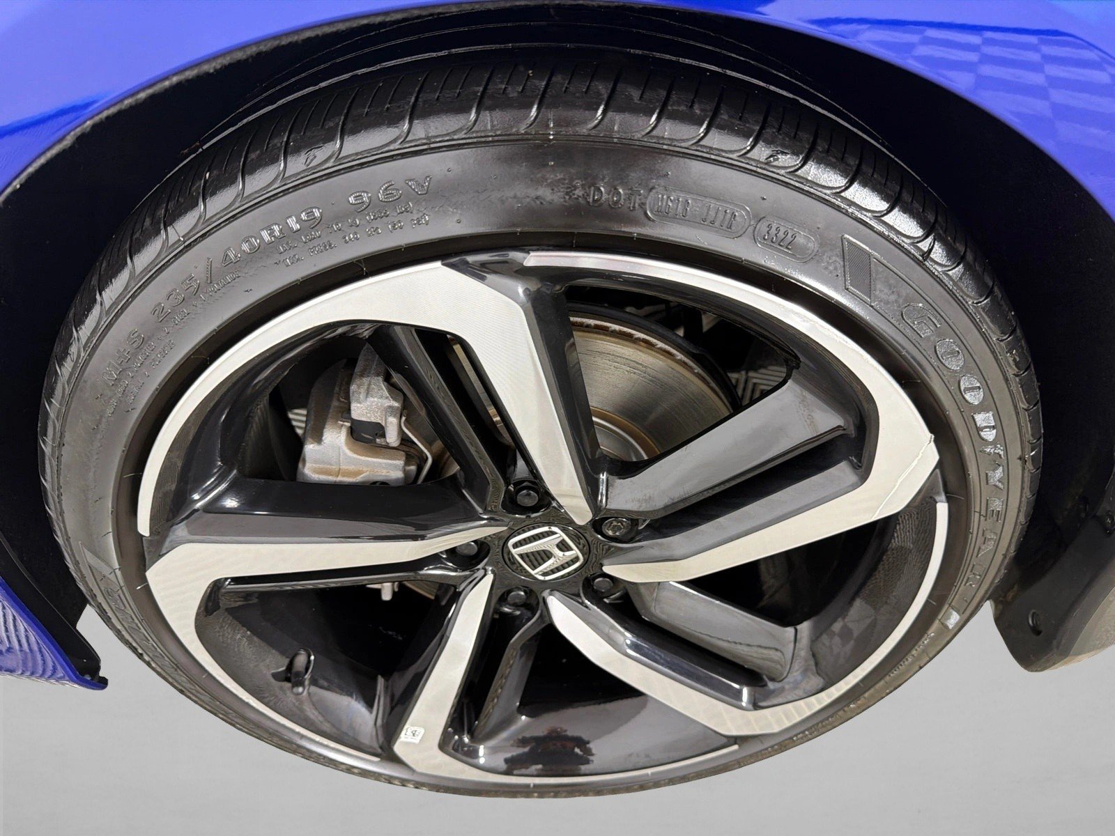 Used 2022  Honda Sport image 11
