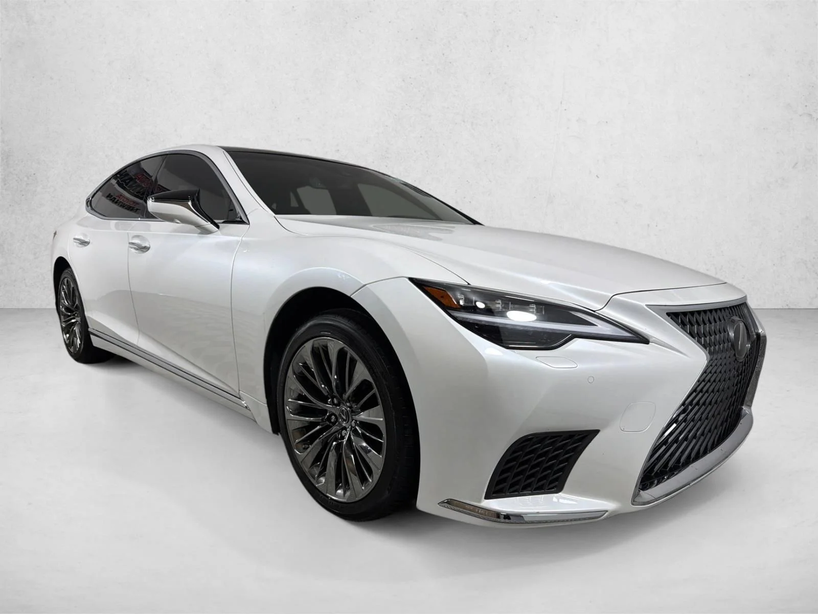 Used 2022 White Lexus LS 500 image 1