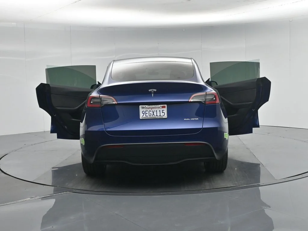 Used 2023 Blue Tesla Long Range image 28
