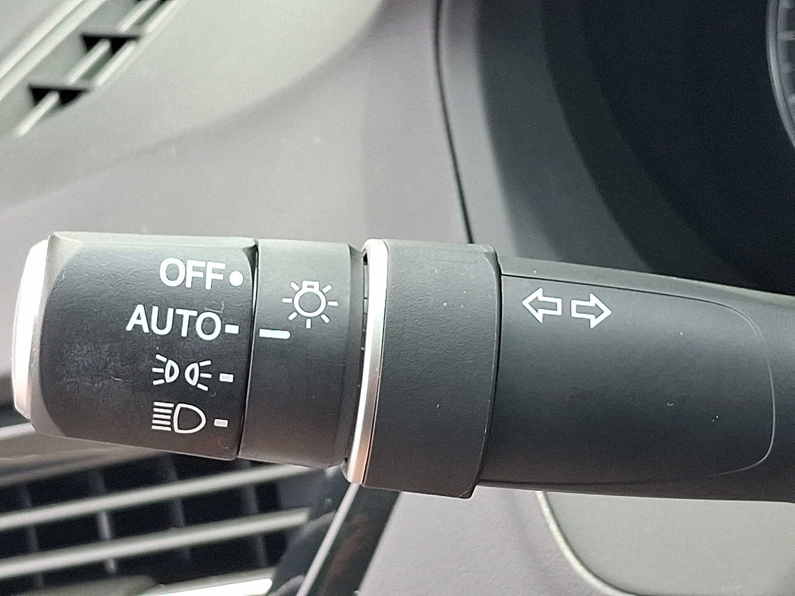 Certified Used 2023 Liquid Carbon Metallic Acura SH-AWD TECH image 26