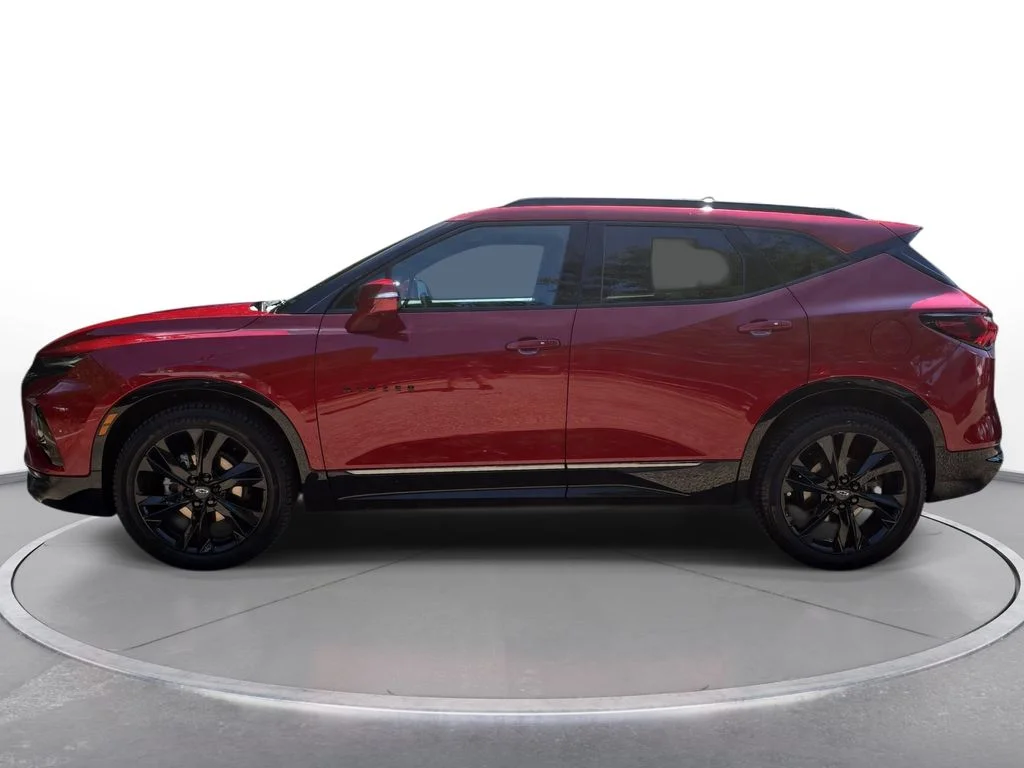 Used 2021 Red Chevrolet RS image 8