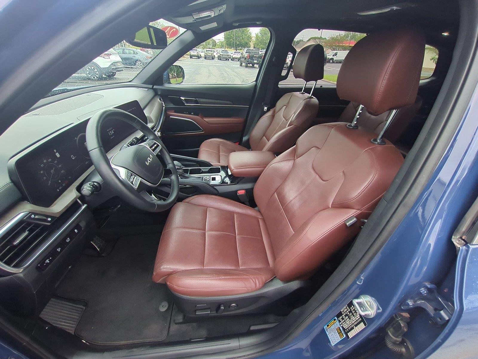 Used 2024 Midnight Lake Blue Kia SX image 17