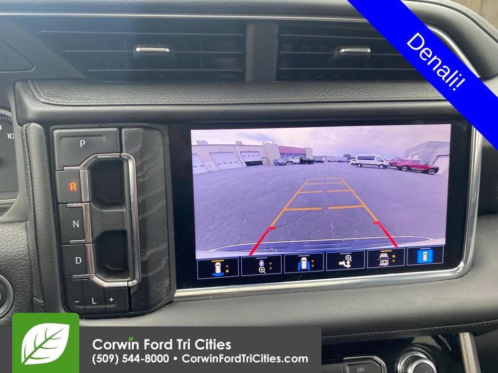 Used 2021 White Frost Tri-Coat GMC Denali image 6