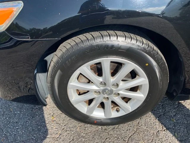 Used 2010 Black Toyota XLE image 42
