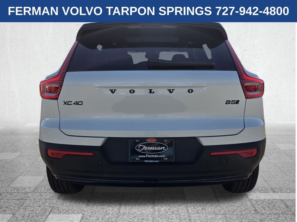 2026 Volvo XC40 Ultra Black Edition - Photo 8