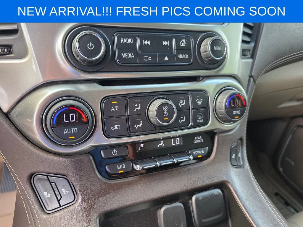Used 2020 SHADOW GRAY METALLIC Chevrolet LT image 11